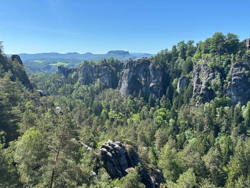 Mittelalter-Tour zur Felsenburg Neurathen und den Schwedenlöchern [CLOSED]