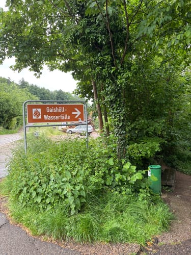 Entlang der Gaishöll Wasserfälle