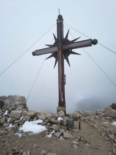 Von Steinberg über den Guffertstein zum Guffert