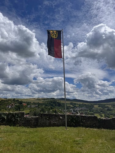 Zu den Wolfstein Burgen