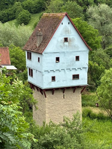 Rothenburg ob der Tauber: Alte Stadtmauer mit Wehrgang Runde