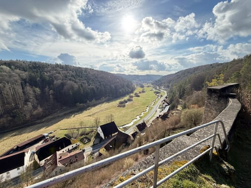 Signalstein, Ruine Wolfsberg, Drei Zinnen, und Burggraf Rundweg