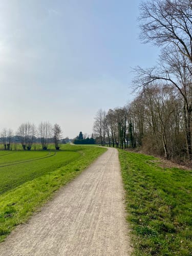 Von Lippstadt zur Burgruine und entlang der Lippe