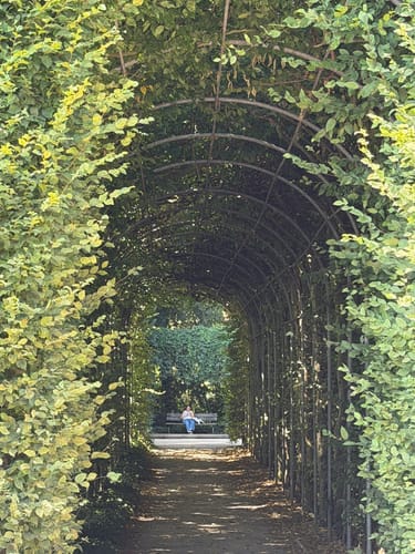 Köln: Flora und Skulpturen Park