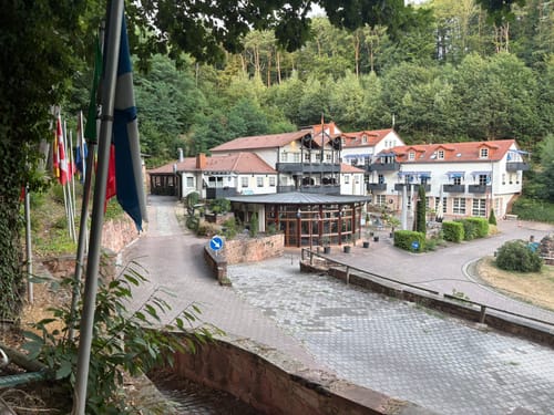 Bärenlochweiher - Heidenfelsen - Nanstein
