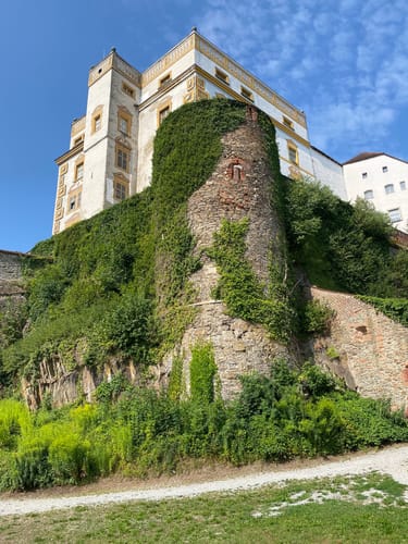 Rund um Veste Niederhaus entlang der Donau