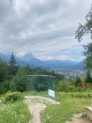 Partenkirchen - Schalmeischlucht - Sonnenuhr Aussicht