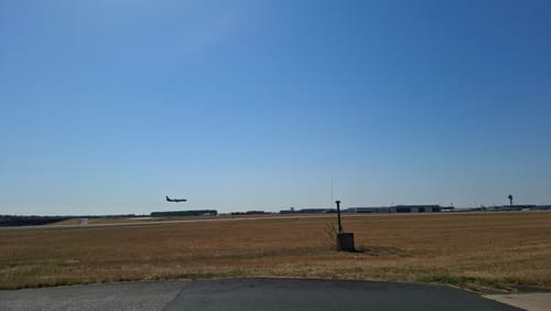 Von Lintorf rund um den Düsseldorfer Flughafen