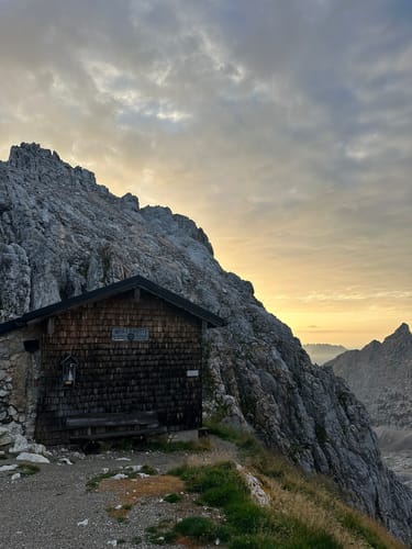 Die Via Alpina, Etappe 45: Meilerhütte - Reintalanger Hütte