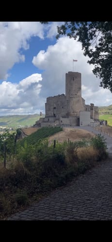Zwischen den Wasserfällen bei Bernkastell-Kues