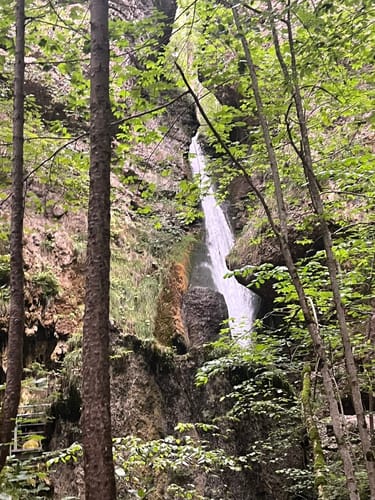 Hinanger Wasserfälle und Eybach