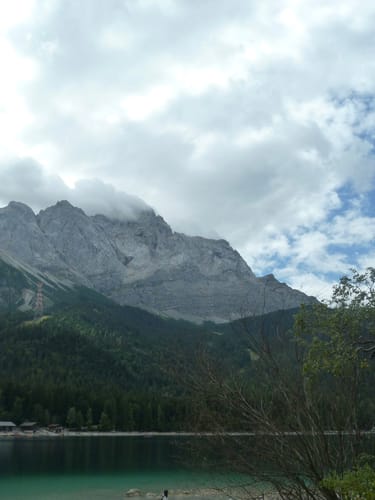 Eibsee Rundweg und Hochthörlehütte