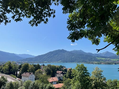 Von Tegernsee zum Berggasthof Neureuth über den Maximiliansweg