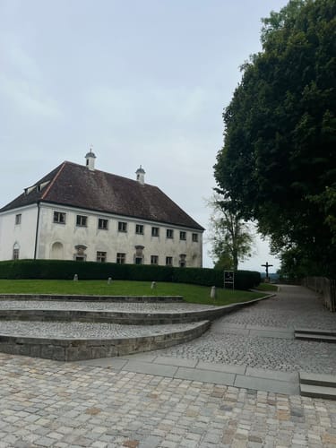 Zum Kloster Andechs am Ammersee