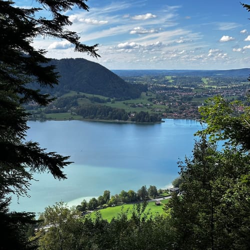 Ruine Hohenwaldeck und Schliersee