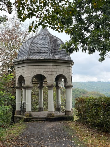 Entlang der Wupper von Schloss Burg