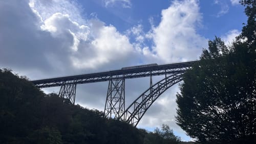 Müngsten: Links und rechts der Wupper
