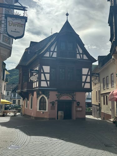Assmannhausen und Niederwalddenkmal Rundweg