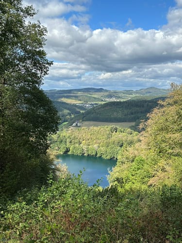 Um die drei Dauner Maare ab Schalkenmehren