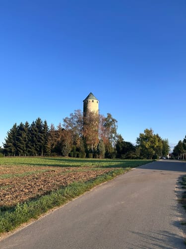 Vom Schlosspark über Dellmensingen und Rißtissen