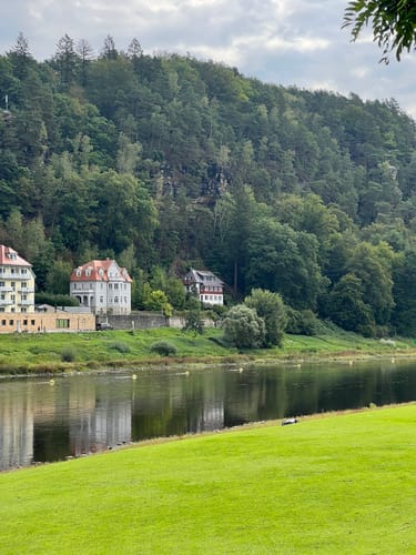 Mittelalter-Tour zur Felsenburg Neurathen und den Schwedenlöchern [CLOSED]