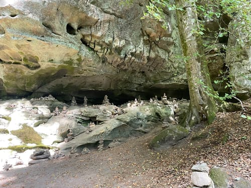 Teufelsschlucht und Keltenhöhle Rundweg