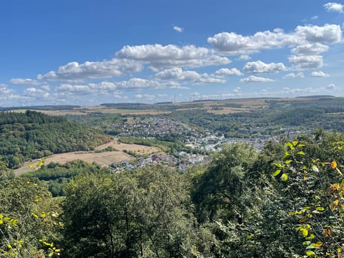 Teufelsschlucht und Keltenhöhle Rundweg