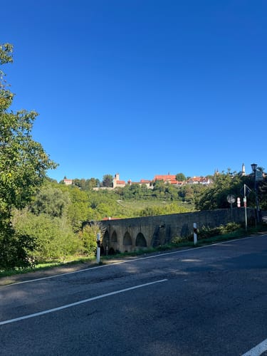 Rothenburg ob der Tauber: Alte Stadtmauer mit Wehrgang Runde