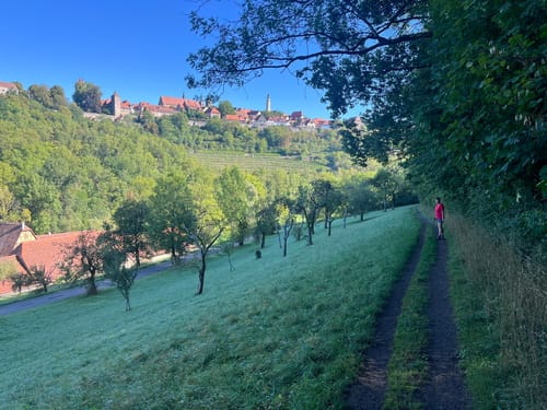 Rothenburg ob der Tauber: Alte Stadtmauer mit Wehrgang Runde