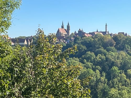 Rothenburg ob der Tauber: Alte Stadtmauer mit Wehrgang Runde