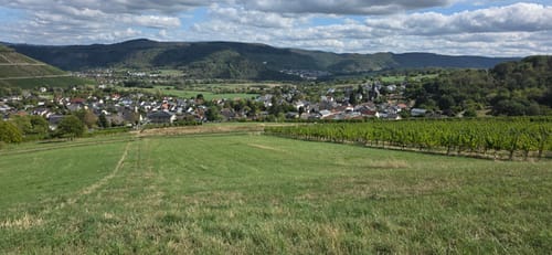 Vom Warsberg nach Ayl