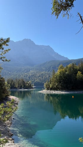 Eibsee Nordufer und Riffelwald