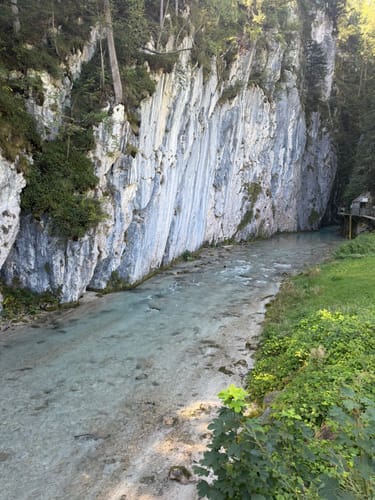 Von Mittenwald durch die Leutaschklamm