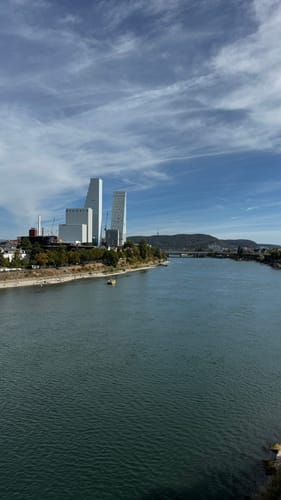 Rheinweg: Wettsteinbrücke - Schwarzwaldbrücke - Kraftwerkinsel