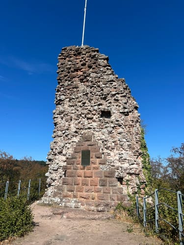 Germanshof - Ruine Guttenberg 