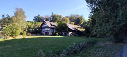 Schnapsbrunnenweg 2