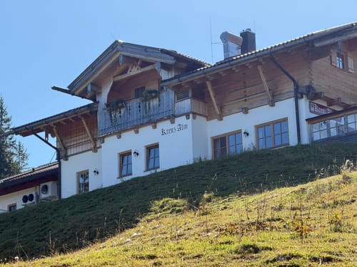 Hausberg: Garmisch über das Bayernhaus