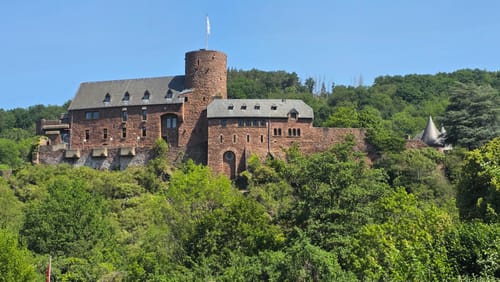 Um das Staubecken in Heimbach
