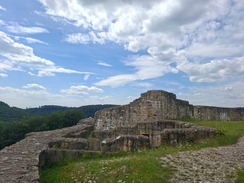 Externsteinen und Falkenburg Rundwanderung
