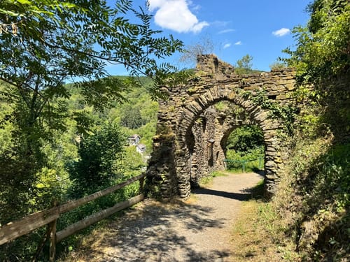 Rotweinwanderweg von Altenahr nach Dernau