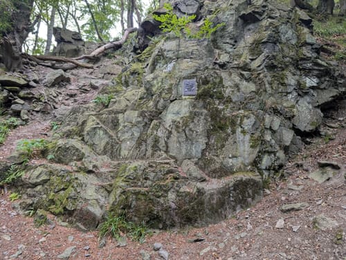 Löwenburg Rundweg