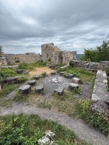 Ruine Hohenurach - Uracher Wasserfall ab Bad Urach Ermstalklinik
