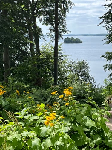 Schloss Wiligrad und der Schweriner Außensee