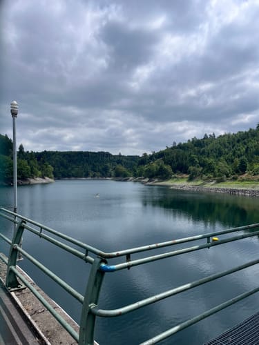 Aus Brachhausen zur Sengbachtalsperre