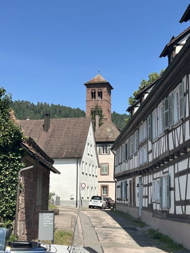 Durch das wildromantische Schweinbachtal zur Bruderhöhle