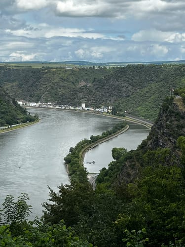 Rund um Urbar am Rhein entlang