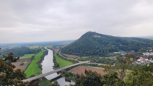 Steinbergen - Wesergebirge - Porta Westfalica