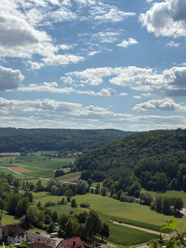 Von Veilbronn durch das Leidingshofer Tal
