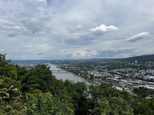 Zum Kühkopf und dem Hasenberg