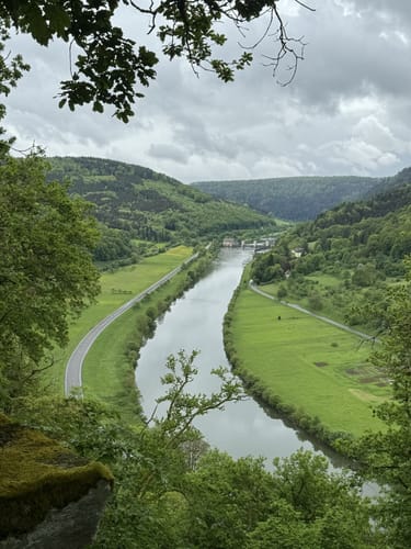 Cross Rad Wandertour mit Teufelskanzel Aussicht zum Neckar